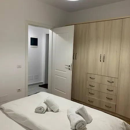 Daily L Apartment *